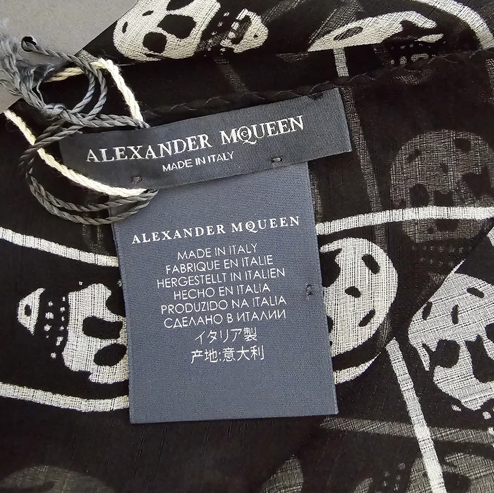 Alexander McQueen Skull Silk Scarf Black - Picture 5 of 6